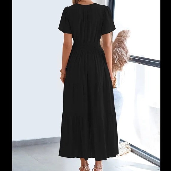 Black lightweight short sleeve midi Maxi Dress - Picture 2 of 5